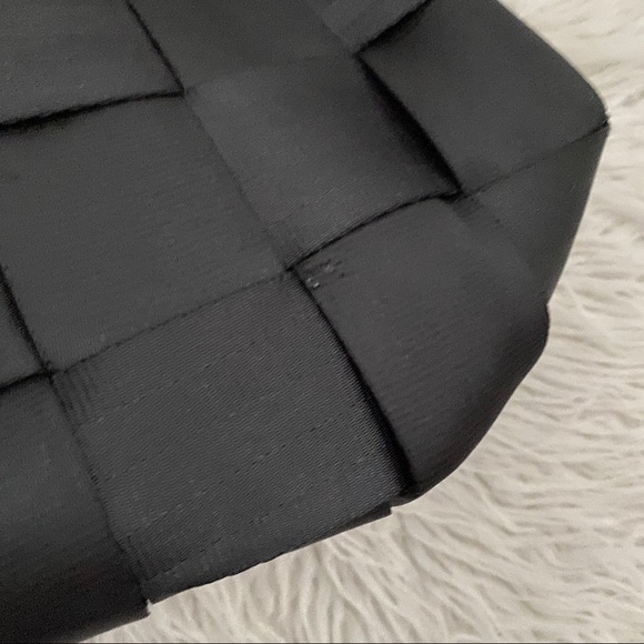 Harvey Seat Belt Large Bag - Picture 9 of 10